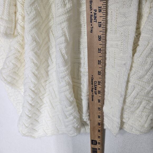 Chico's Basketweave Cardigan Wrap Cape One Size Ivory Acrylic Knit Open Front - Picture 9 of 10